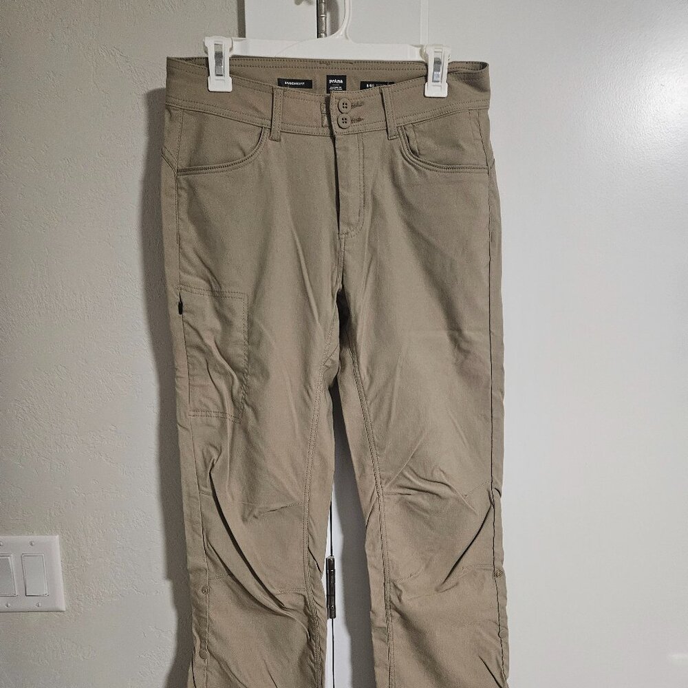Prana Halle size 8 regular, khaki hiking pants